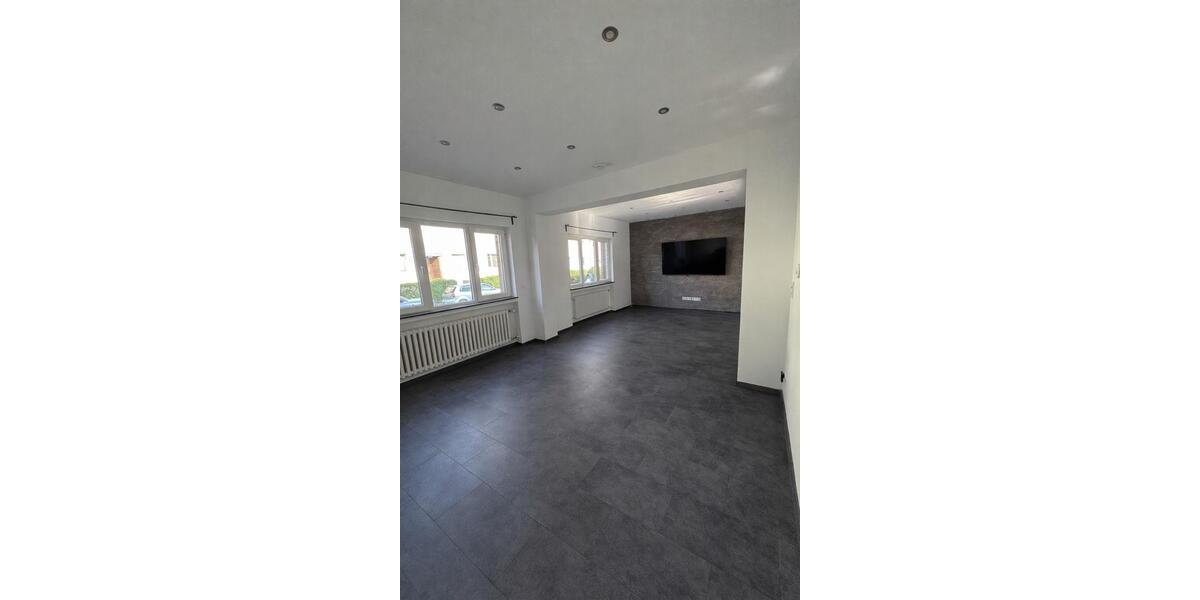 Einfamilienhaus Köln Chorweiler - 4 Zimmer, 110 m&sup2;, 1.800&euro; | Angebot:26682769