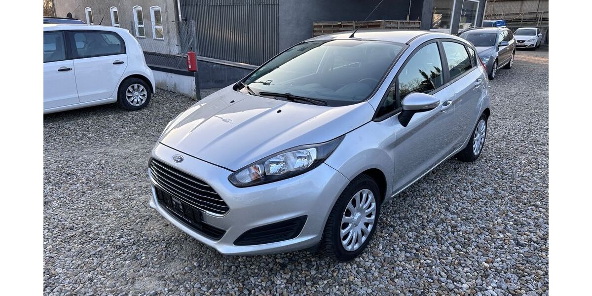 Ford Fiesta 50.000 km 5.900 &euro; Würzburg 97076