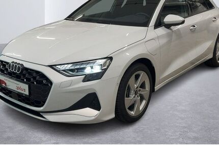 Audi A3 8.165 km 33.220 &euro; Hamburg 20537