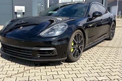 Porsche Panamera 125.000 km 53.900 &euro; Balgheim 78582