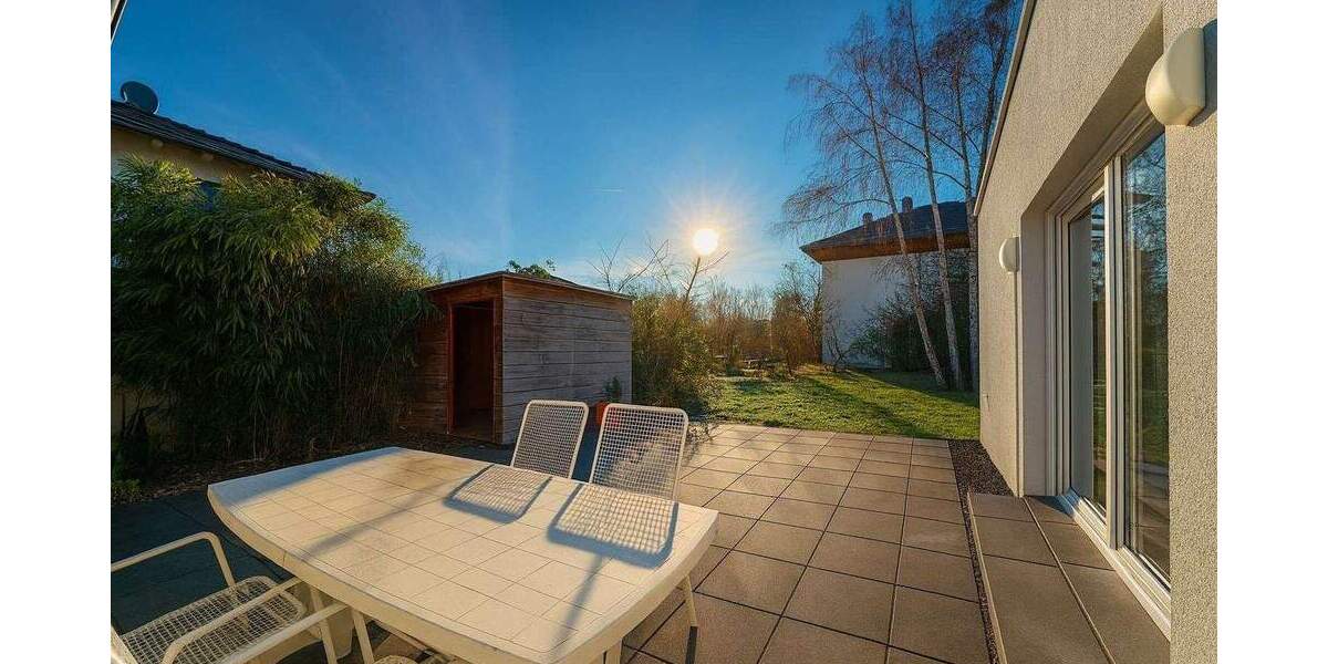 Lichtdurchflutetes Domizil mit Aufstockungspotential in exklusiver Wohnlage von Kleinmachnow 6 zimmer