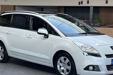 Peugeot 5008 200.000 km 3.440 &euro; Cadolzburg bei Nürnberg 90556