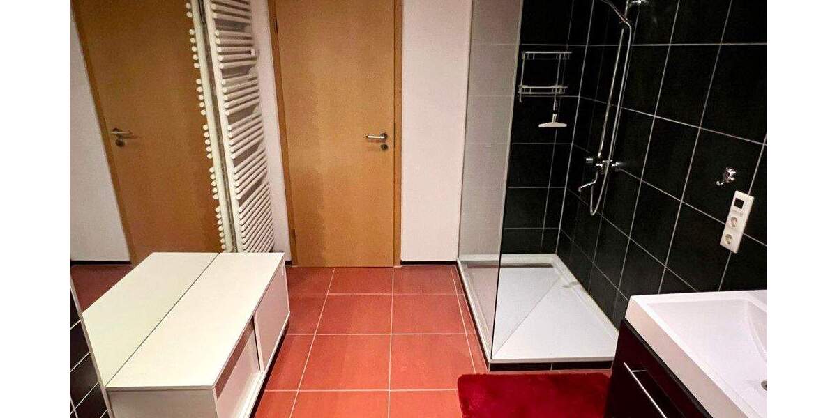 Reihenmittelhaus Neustadt an der Waldnaab Neustadt - 7 Zimmer, 238 m&sup2;, 269.000&euro; | Angebot:25779826