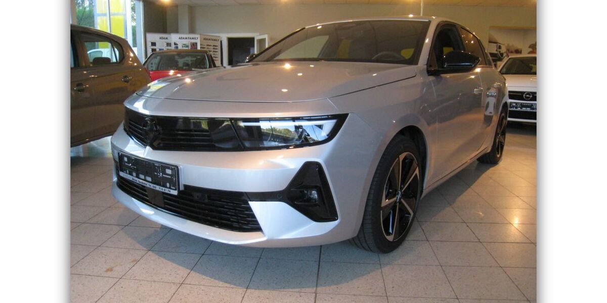 Opel Astra 13.158 km 22.290 € Barsbüttel 22885