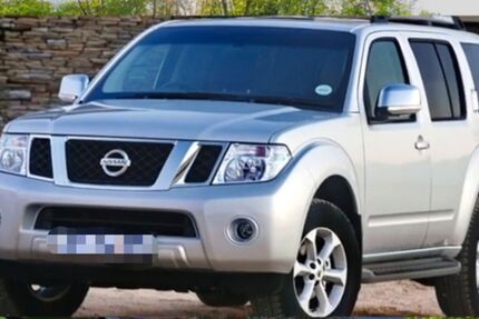 Nissan Pathfinder 174.000 km 19.990 € Wiesbaden 65195