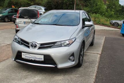 Toyota Auris 37.234 km 12.800 &euro; Bous 66359