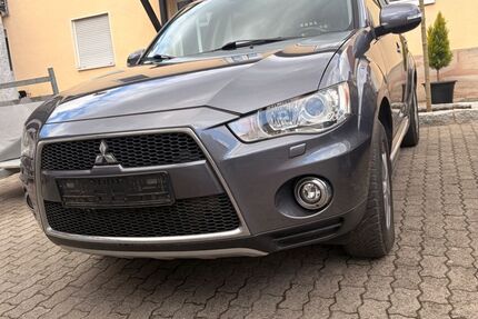 Mitsubishi Outlander 202.028 km 3.499 &euro; Erlangen 91056