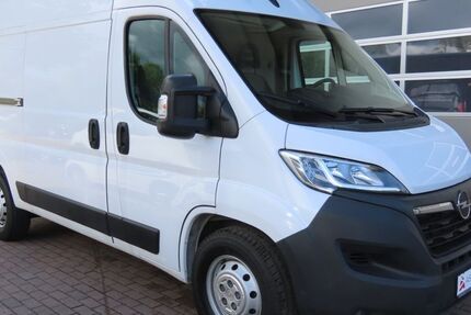 Opel Movano 45.000 km 19.990 € Stuttgart 70329