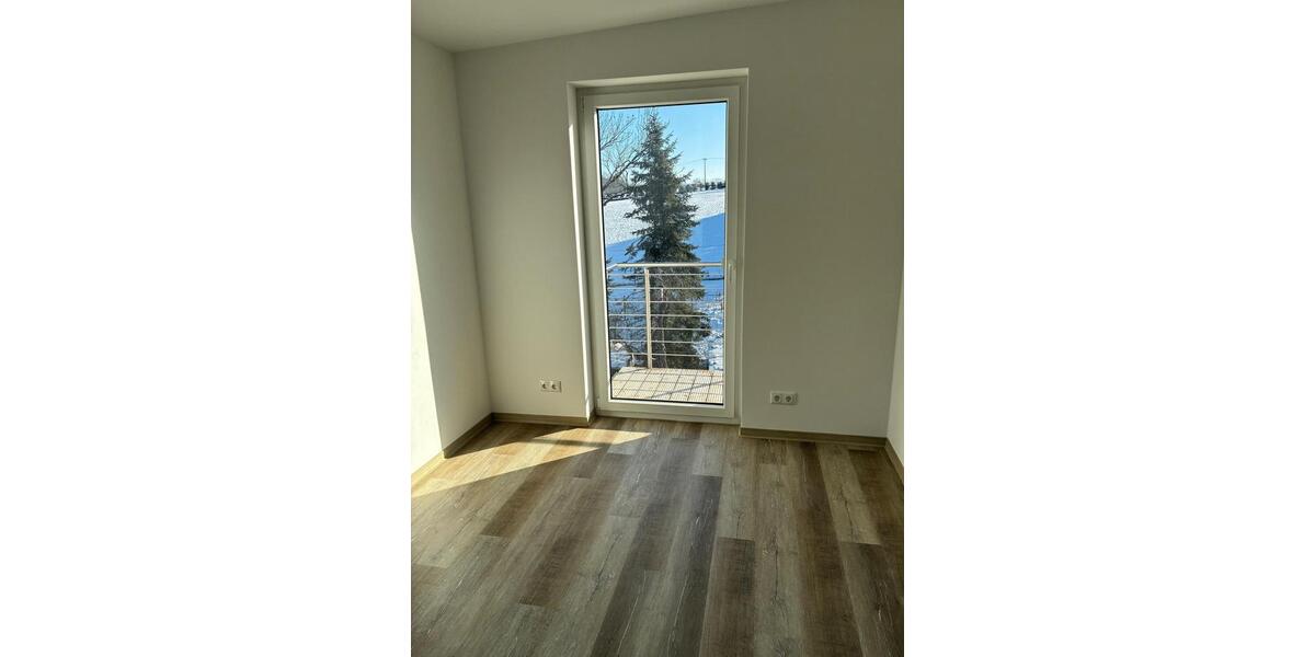 Einfamilienhaus Dorfhain - 5.5 Zimmer, 155 m&sup2;, 1.950&euro; | Angebot:25156302