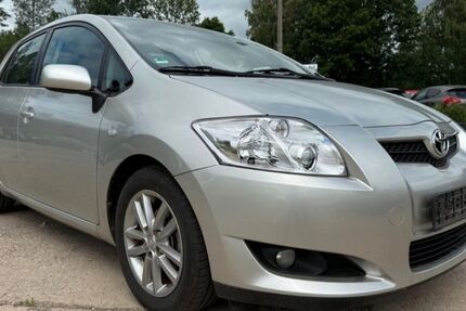 Toyota Auris 70.000 km 6.350 &euro; Reutlingen 72764