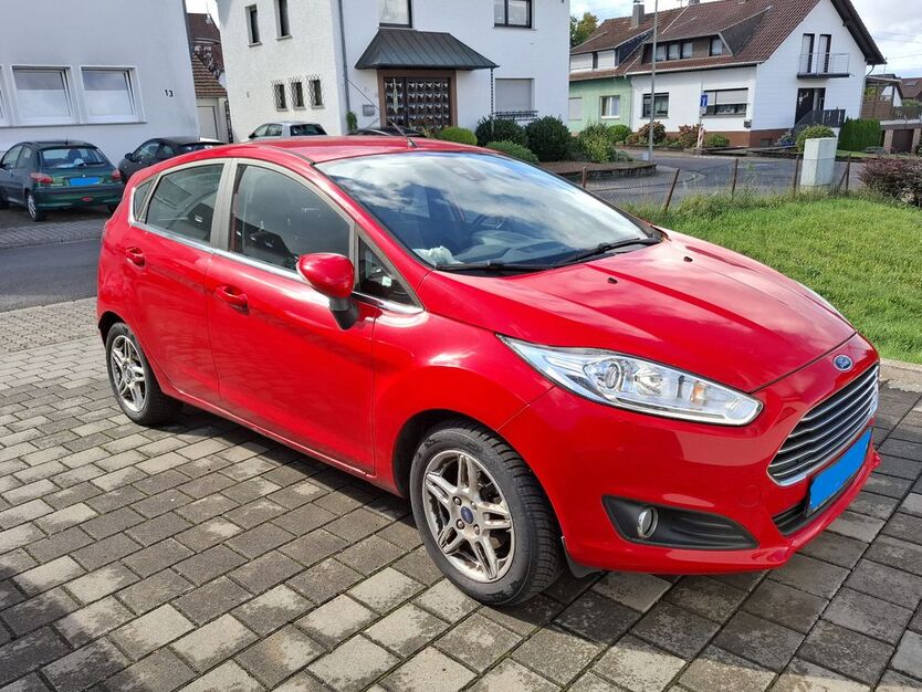 Ford Fiesta 137.500 km 5.900 € Schwalbach 66773