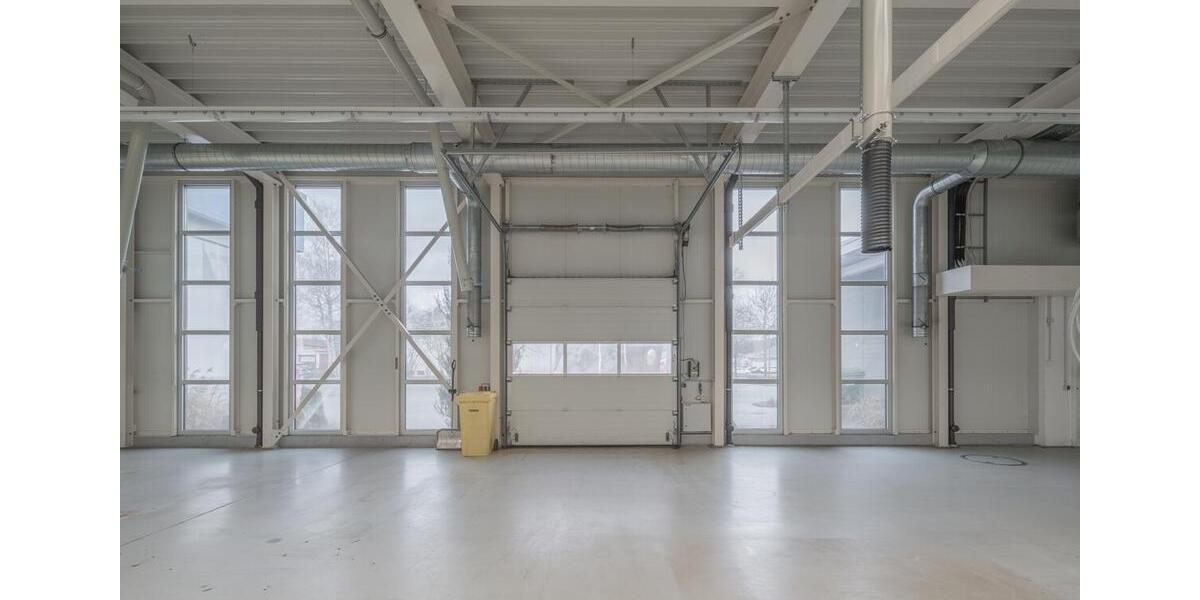 Gewerbeobjekt Villingen-Schwenningen Schwenningen - 3.856&euro; | Angebot:23793945