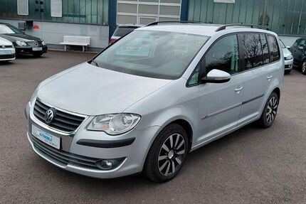 VW Touran 267.000 km 3.390 &euro; KRÖV 54536