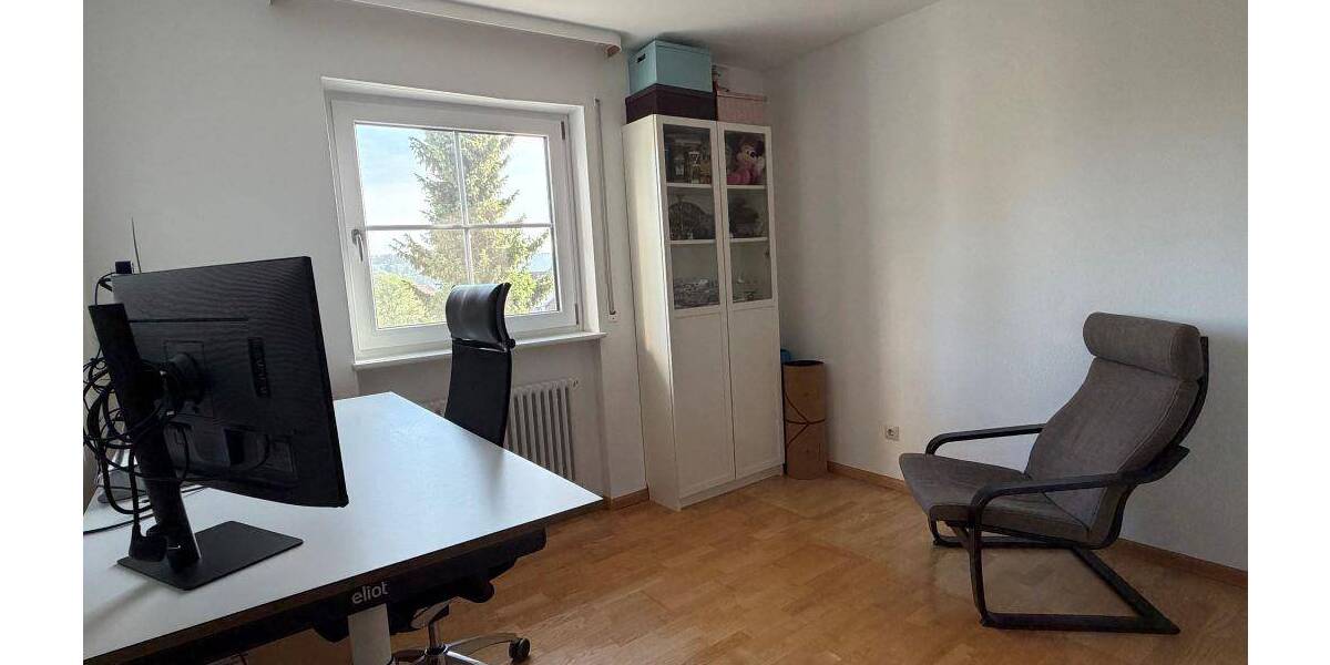 Etagenwohnung Waldshut - 3 Zimmer, 74 m&sup2;, 250.000&euro; | Angebot:26807039
