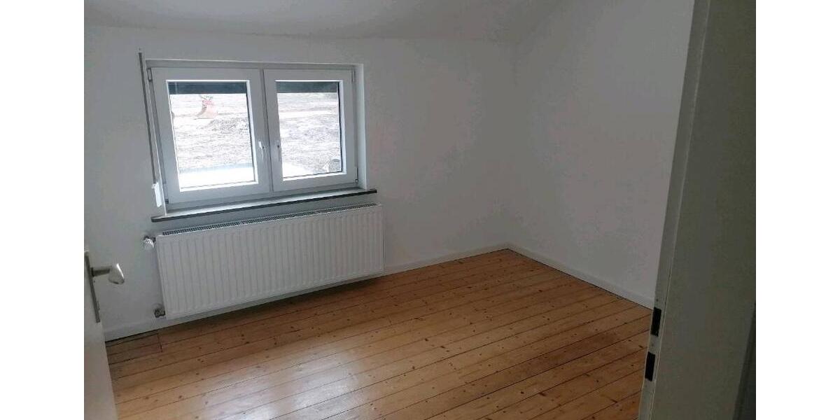 Doppelhaushälfte Mönchengladbach West - 3 Zimmer, 110 m&sup2;, 1.150&euro; | Angebot:26419253