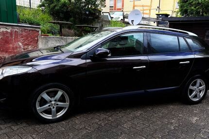 Renault Megane 96.300 km 4.299 &euro; Bad Schwalbach 65307