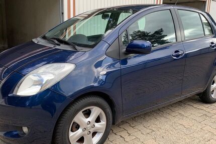 Toyota Yaris 149.260 km 4.750 &euro; Lüneburg 21337