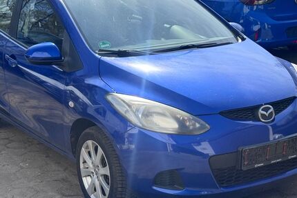 Mazda 2 166.000 km 2.899 &euro; Hamburg 22113