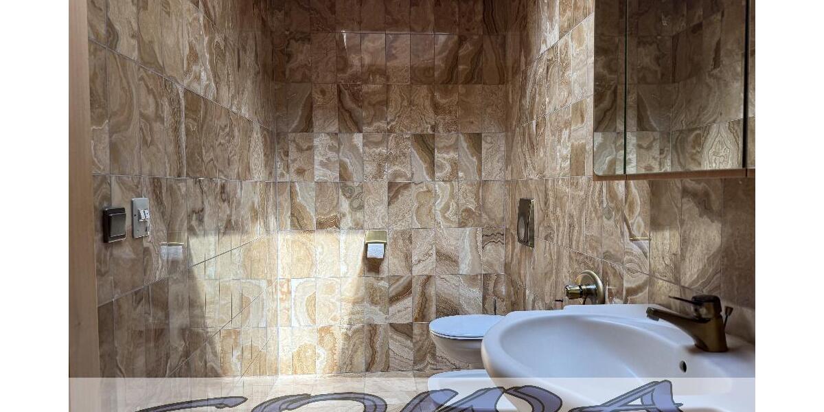 Wohnhaus mit Innenpool und Sauna in einer guten Lage in Gaimersheim, mit Gewerbefläche - Ein Objekt von Ihrem Immobilienpartner SOWA Immobilien und Finanzen 1 zimmer