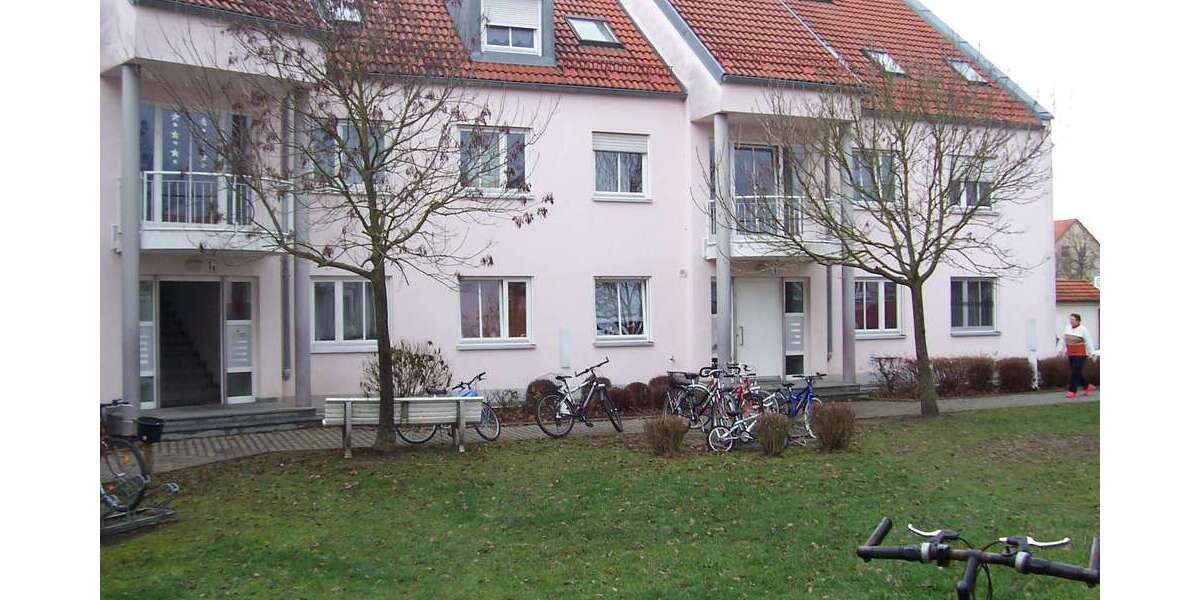 Etagenwohnung Bobingen - 3 Zimmer, 74 m&sup2;, 820&euro; | Angebot:27097343