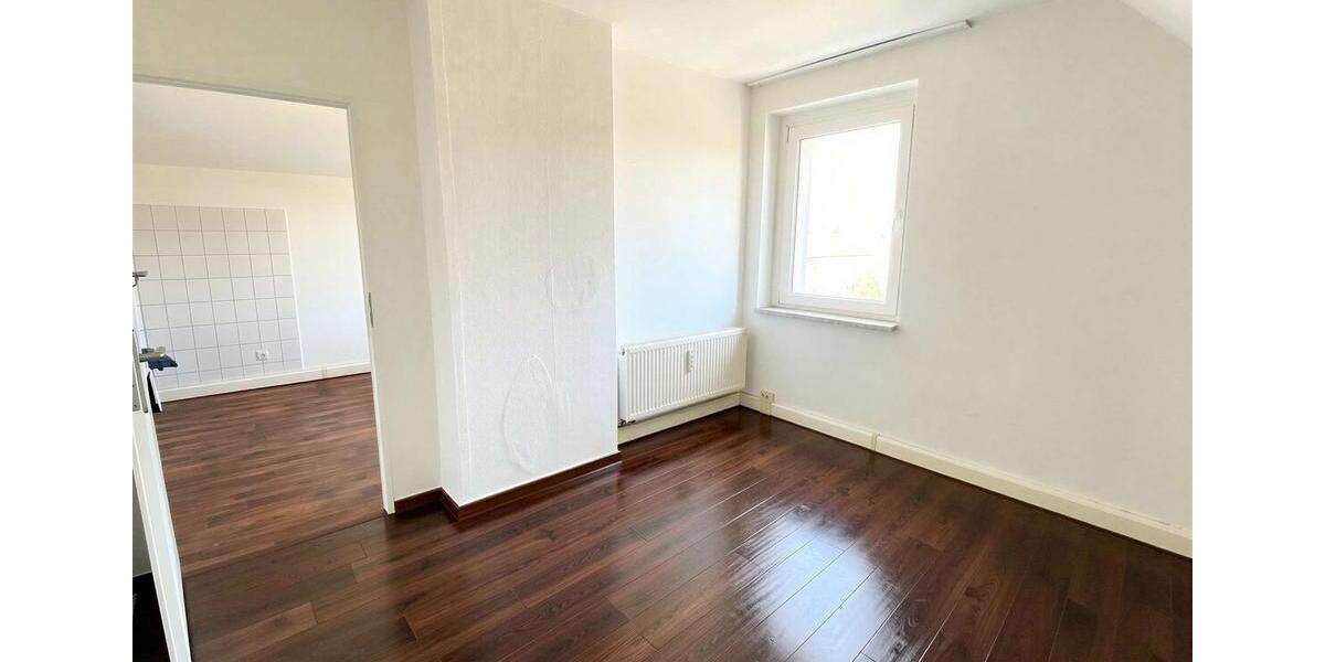 Etagenwohnung Forst (Lausitz) - 2 Zimmer, 49 m&sup2;, 241&euro; | Angebot:26364600