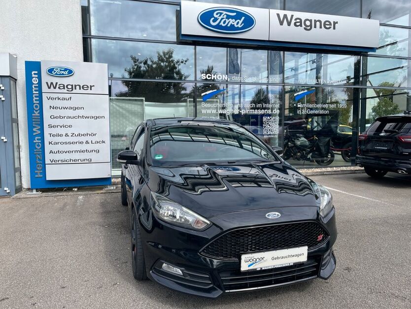 Ford Focus 127.000 km 15.430 € Pirmasens 66953