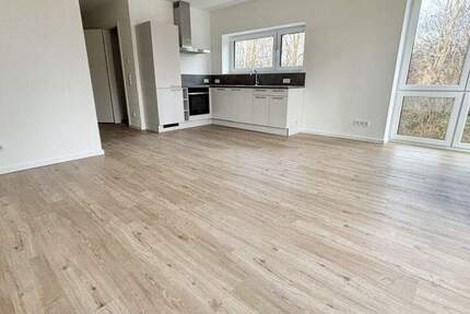 Helles Wohnen mit Stil! - 2-Zimmer-Wohnung (1.OG) - Alt-Heikendorf 2 zimmer