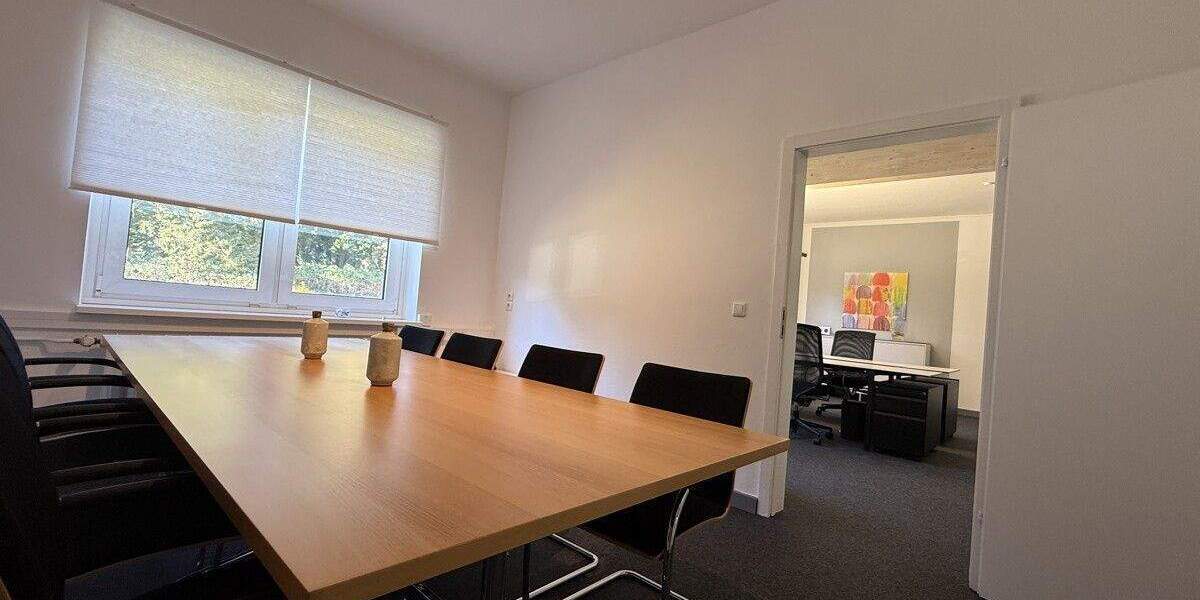 Gewerbeobjekt Gadebusch - 4 Zimmer, 84 m&sup2;, 1.200&euro; | Angebot:26817199