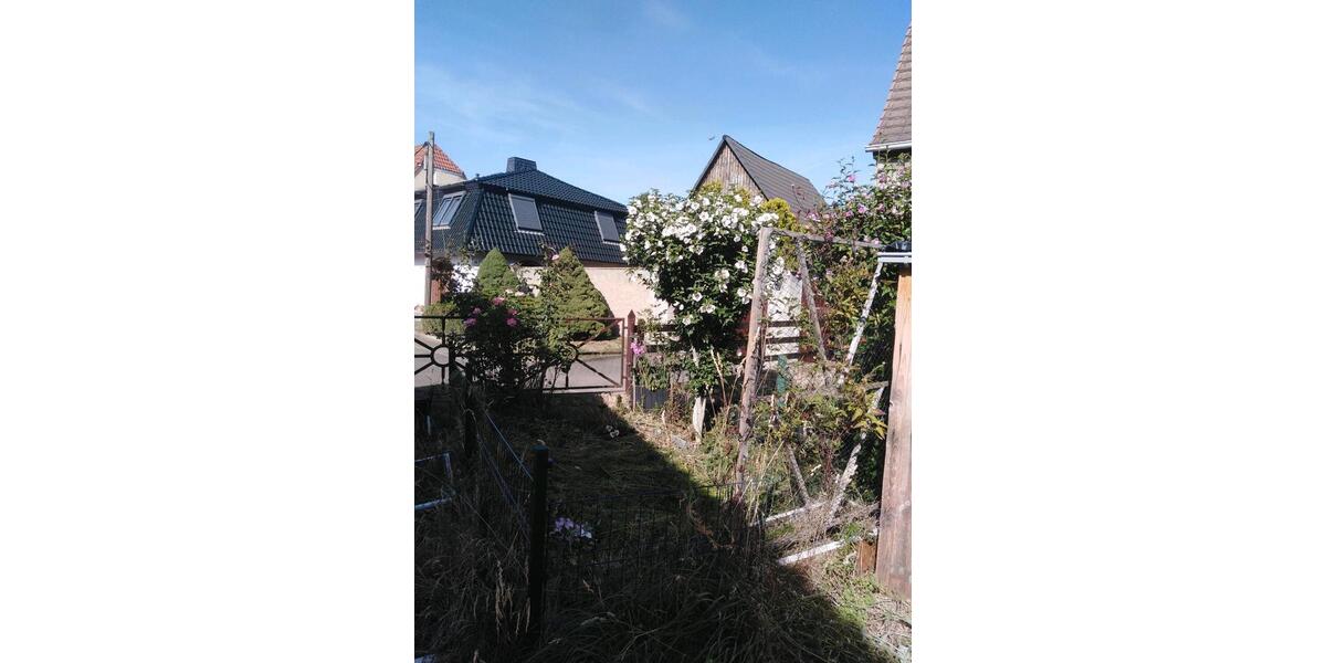 Einfamilienhaus Schkopau - 4 Zimmer, 94 m&sup2;, 75.000&euro; | Angebot:24852052
