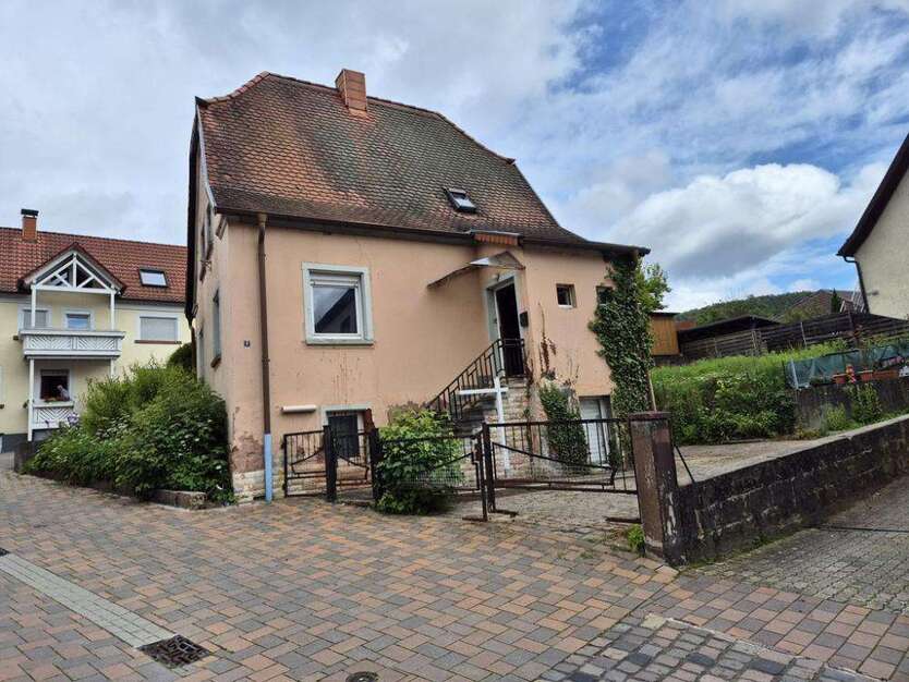 Haus zum Kaufen in Hauenstein 95.000 € 90 m²