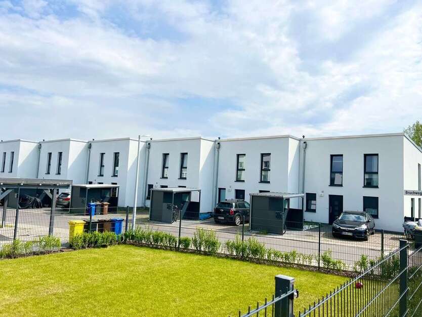 Haus zum Mieten in Rostock 2.000 € 122 m² 4 zimmer