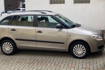 Skoda Fabia 75.000 km 5.850 &euro; Hassloch 67454