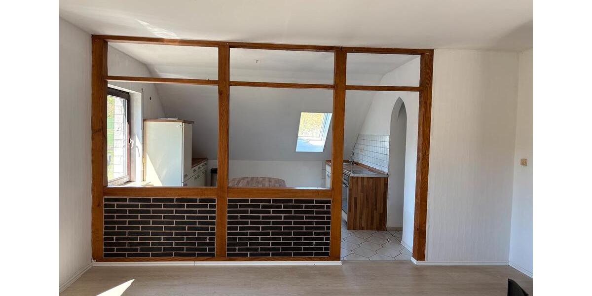 Dachgeschoßwohnung Dransfeld - 4 Zimmer, 87 m&sup2;, 750&euro; | Angebot:26398862