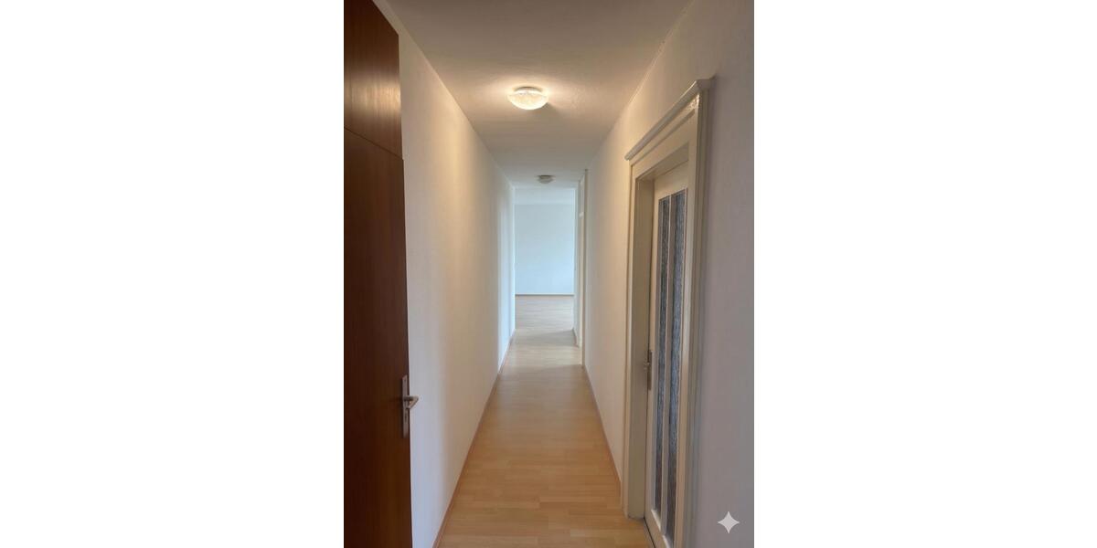 Etagenwohnung Augsburg Hochzoll - 2 Zimmer, 77 m&sup2;, 1.080&euro; | Angebot:26662919