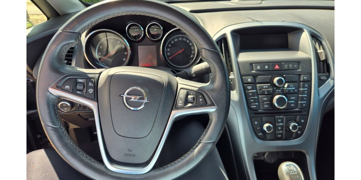 Opel Astra 121.640 km 4.500 &euro; Karlshuld 86668