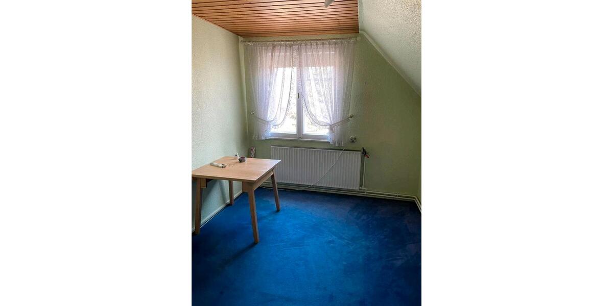 Einfamilienhaus Uetze - 7 Zimmer, 150 m&sup2;, 229.000&euro; | Angebot:26619953