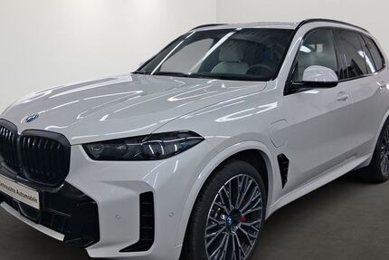 BMW X5 13.469 km 102.980 € München 81827
