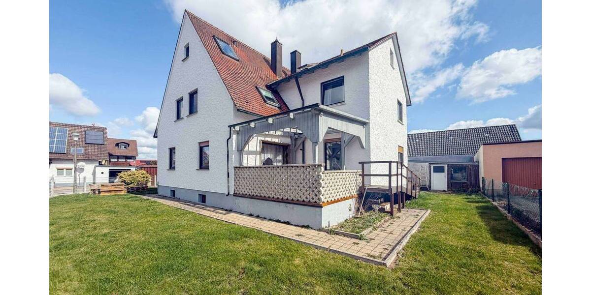 Mehrfamilienhaus, Wohnhaus Röttenbach - 8 Zimmer, 240 m&sup2;, 565.000&euro; | Angebot:26657820
