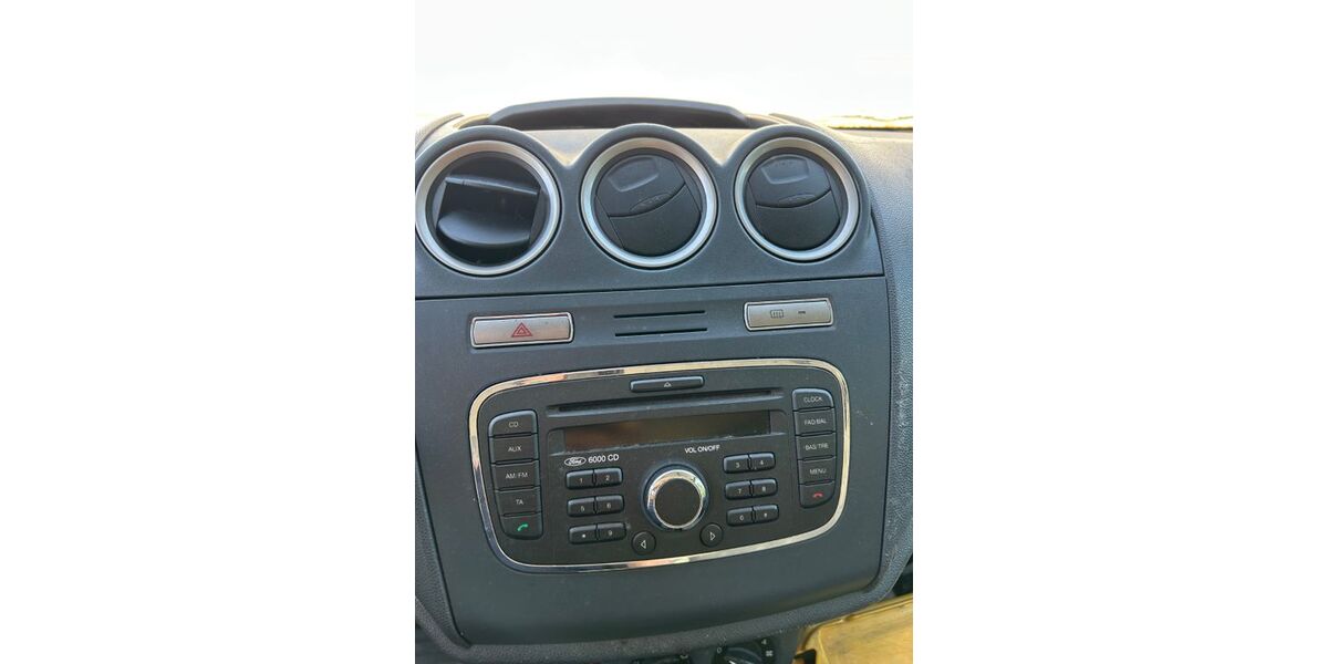 Ford Tourneo Connect 290.000 km 1.199 &euro; Linkenheim-Hochstetten 76351