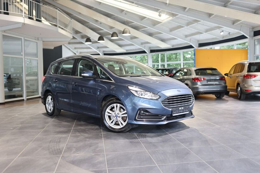 Ford S-Max 49.868 km 27.980 € Nuthetal 14558
