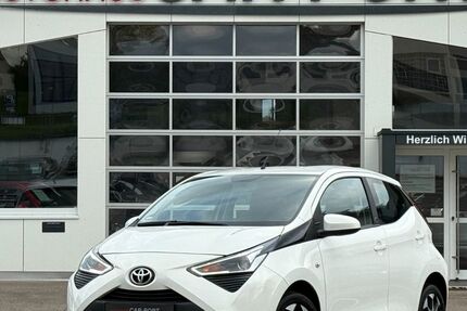 Toyota Aygo (X) 44.160 km 10.490 &euro; Deißlingen 78652