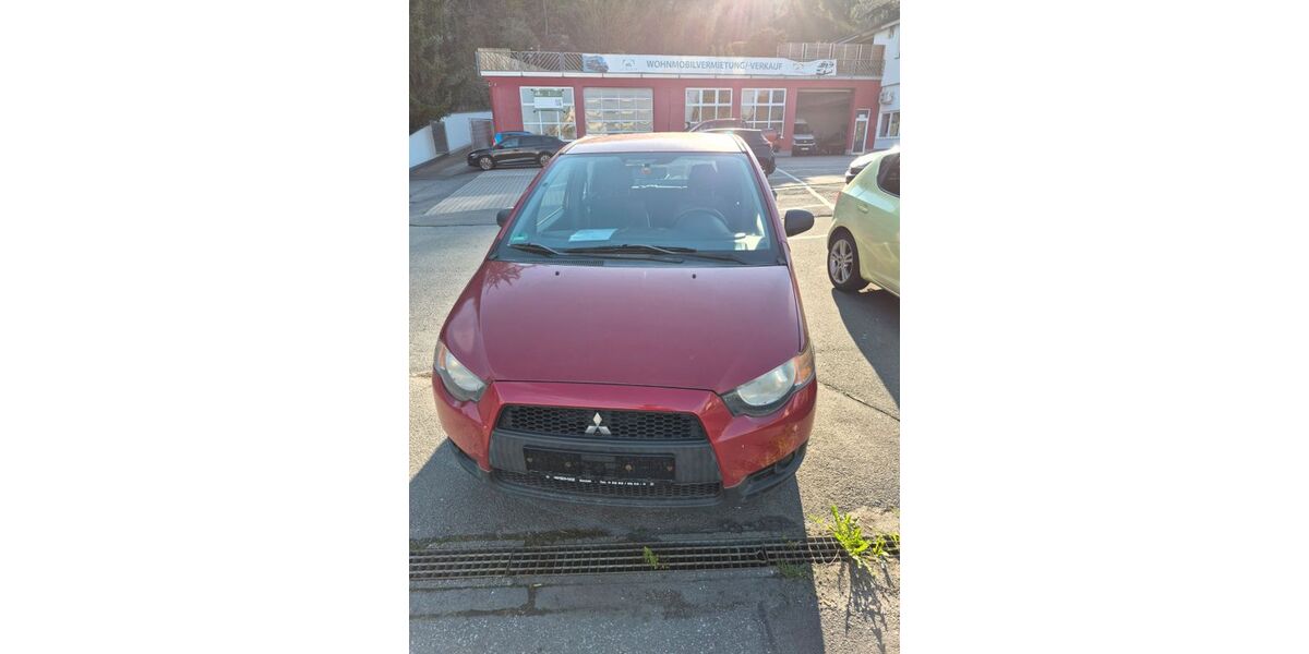Mitsubishi Colt 156.000 km 2.900 &euro; Hemsbach 69502