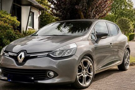Renault Clio 184.000 km 6.050 &euro; Bad Honnef 53604
