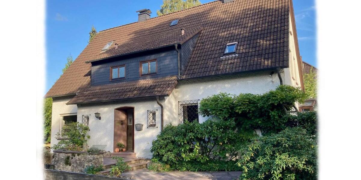Einfamilienhaus Halle - 9 Zimmer, 207 m&sup2;, 489.000&euro; | Angebot:26130669