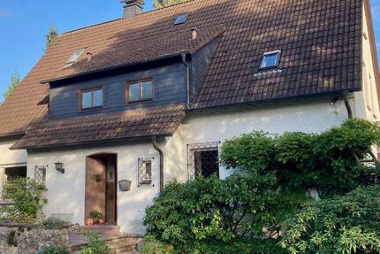 Haus Halle - 9 Zimmer, 207 m&sup2;, 489.000&euro; | Angebot:26130669