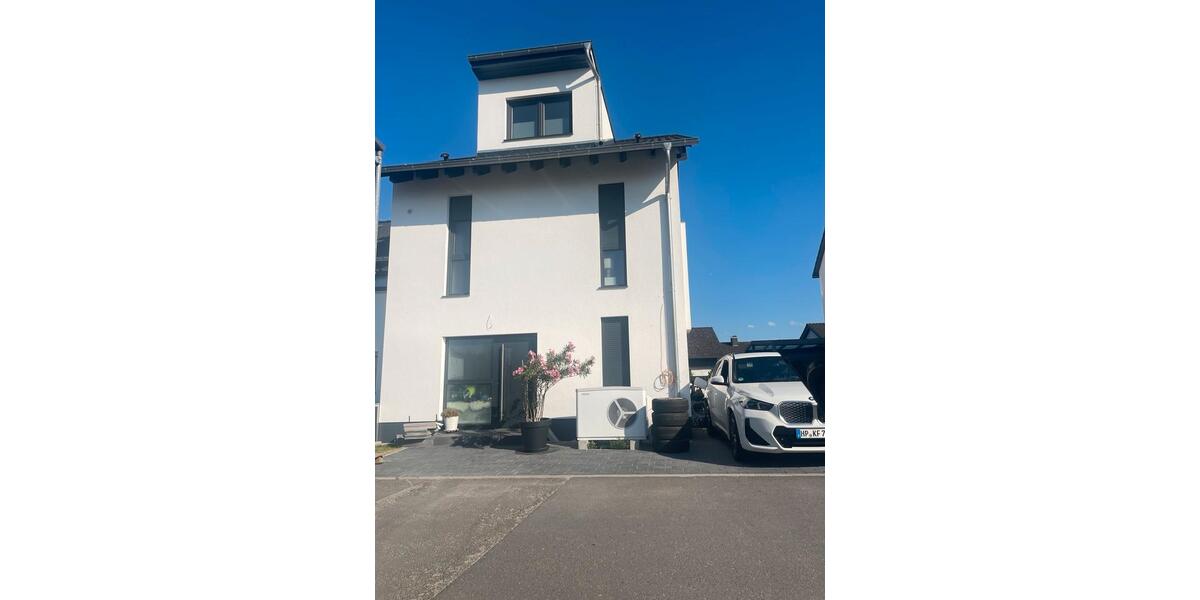 Etagenwohnung Bensheim - 2 Zimmer, 70 m&sup2;, 800&euro; | Angebot:25570256