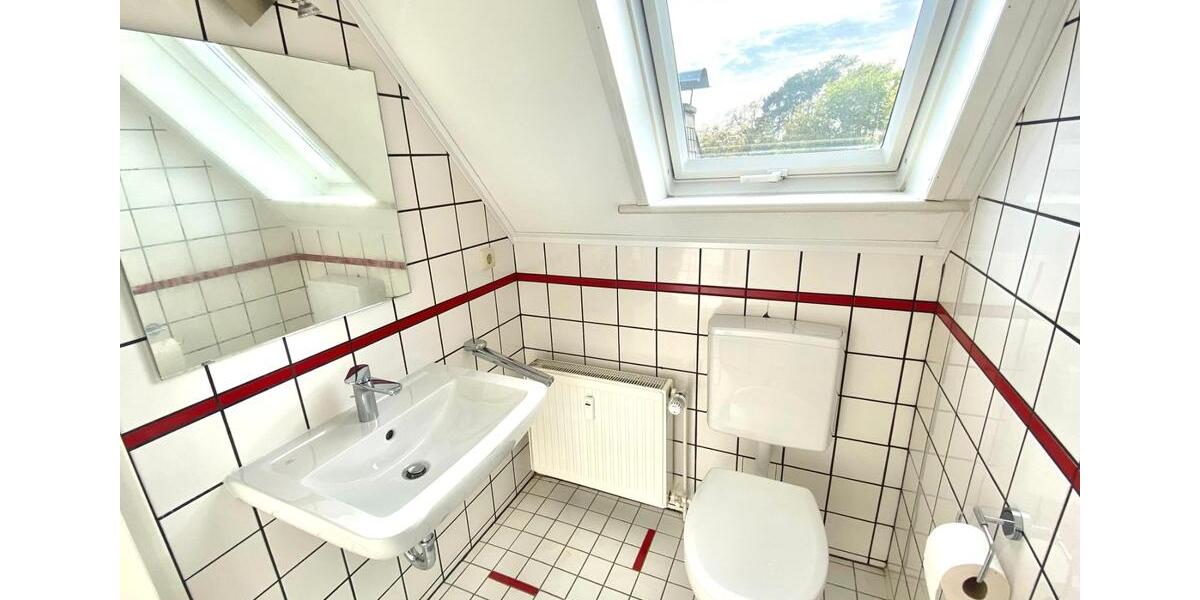 Dachgeschoßwohnung Schlangen - 2 Zimmer, 31 m&sup2;, 375&euro; | Angebot:26397794