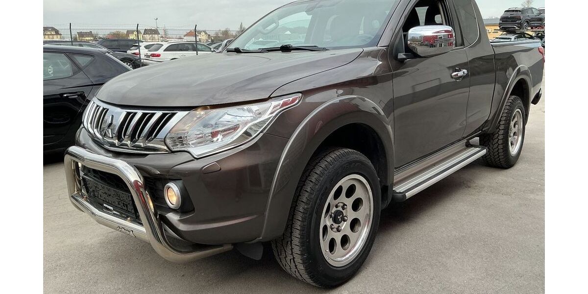 Mitsubishi L200 95.000 km 21.450 &euro; Grasberg 28879