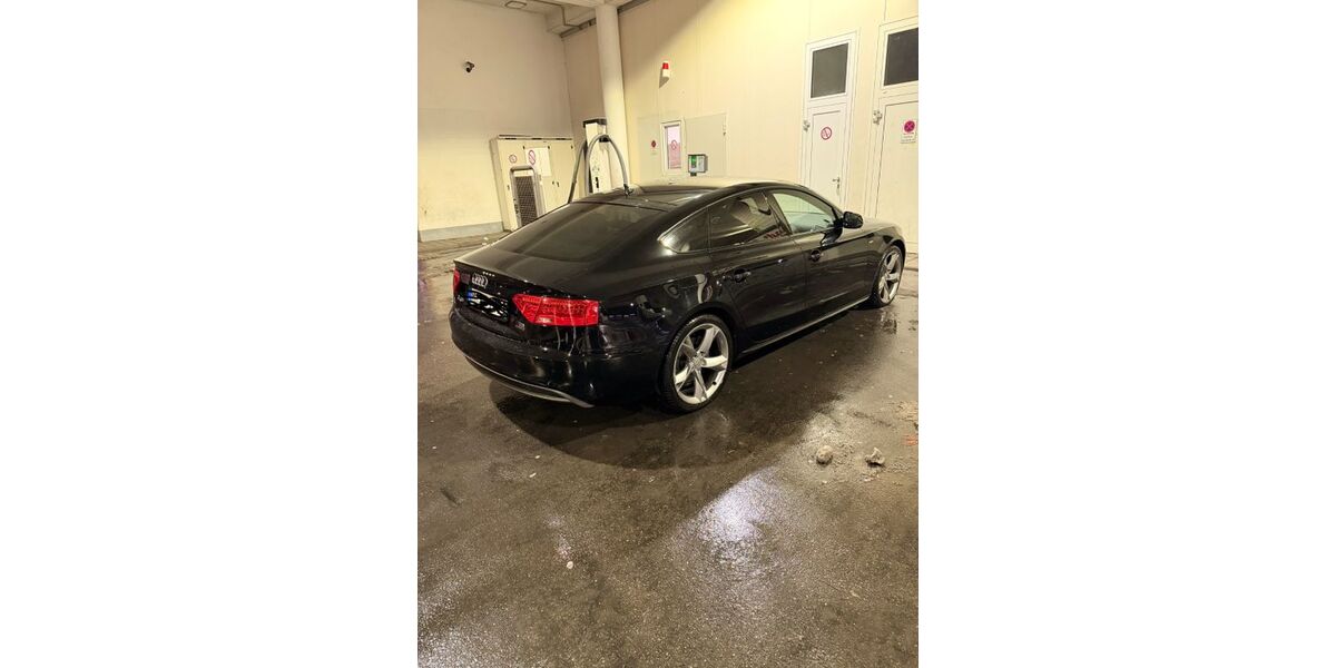 Audi A5 120.000 km 17.500 &euro; Unterhaching 82008