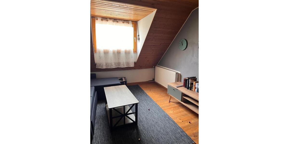 Dachgeschoßwohnung Mannheim Niederfeld - 3 Zimmer, 54 m&sup2;, 450&euro; | Angebot:25960809